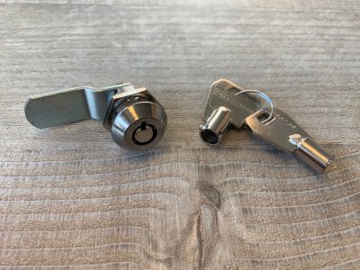 Eurolocks 28000 serie, gebogen lip