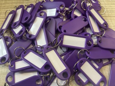 Sleutellabel met ring - Paars
