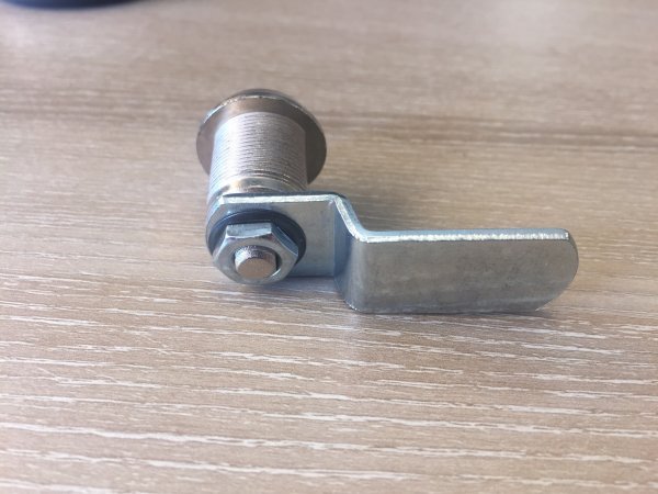 Burg camlock slot Burg camlock slot