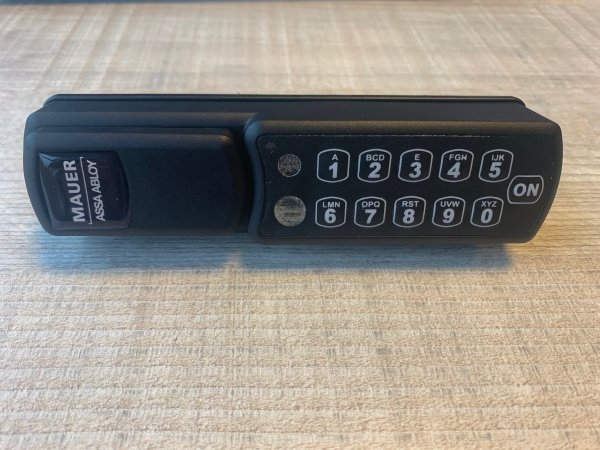 Mauer ELLcam pincode slot, horizontaal, zwart, wisselende gebruikers, rechts Mauer ELLcam pincode slot, horizontaal, zwart, wisselende gebruikers, rechts