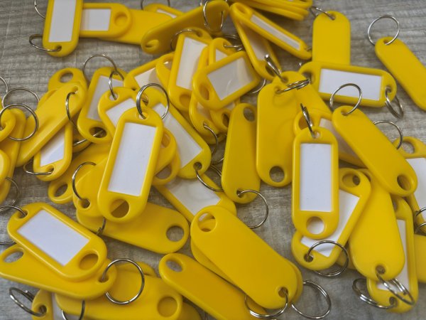 Sleutellabel met ring - Geel Sleutellabel met ring - Geel