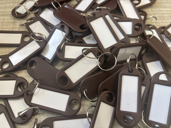 Sleutellabel met ring - Bruin